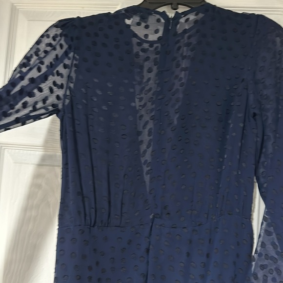 Dress - Picture 5 of 6